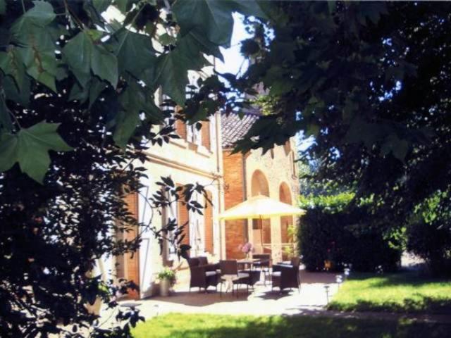 Lafrançaise Le Platane Bed & Breakfast エクステリア 写真